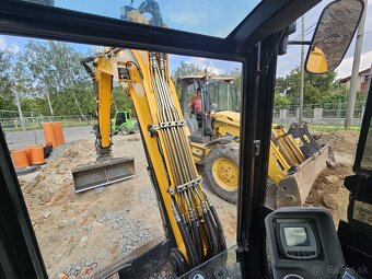 Ponúkame kompletné zemné, výkopové a stavebné práce BB - 5