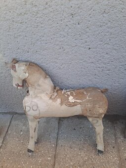 Starozitny konik na predaj - 5
