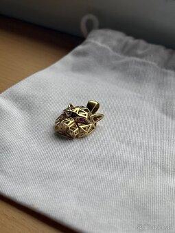 Predám elegantný prívesok zo 14k zlata so zirkónmi - 5