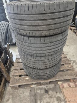 Bridgestone 265/45 r21 - 5