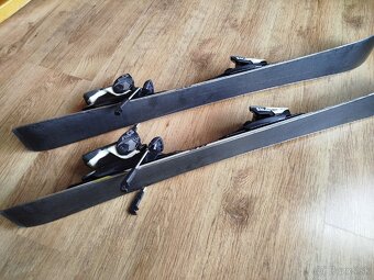 Detské lyže 90cm + lyžiarky, zn.Salomon + Roces - 5