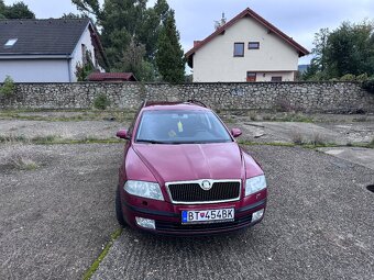 Škoda Octavia 2 1.6 benzín Automat - 5