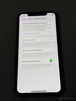 Predám Apple iPhone 11 64GB Black Známky používania - 5