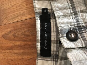 CALVIN KLEIN originál pánske capri nohavice L - 5