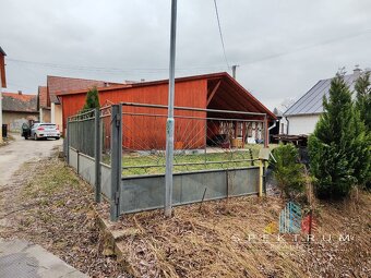 SPEKTRUM REALITY- Na Predaj chata s garážou - 301 m2, Tuži - 5