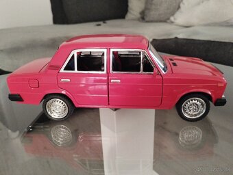 1:18 Lada 2107 - 5
