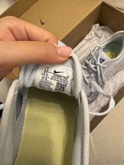 Nike Zoom 4 - 5
