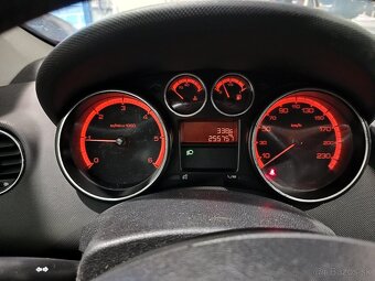 PEUGEOT 308 1.6 diesel - 5