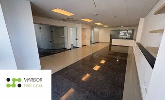 Na prenájom kancelársky priestor - v OC GASTRODOM v KE na Ml - 5