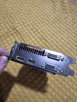 Predám Grafiku Gtx 1060 3GB - 5
