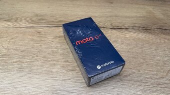 Motorola Moto E14 Čierna - 5