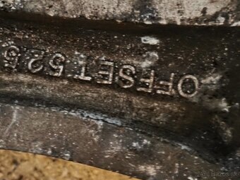 Predám kolesa mazda - 5