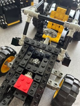 Lego Technic - Auto (8082) - zlava - 5