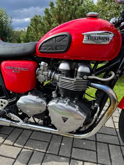 Triumph Thruxton 900 - 5