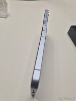 Samsung Galaxy Z Flip6,8/256gb - 5