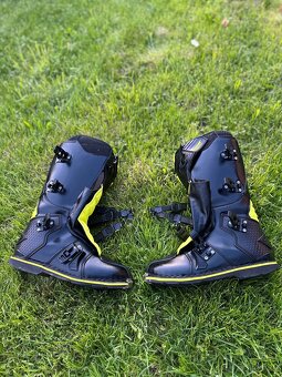 Motocross výstroj - 5