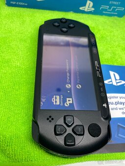 Sony PSP-E1004 Street +box biely - 5