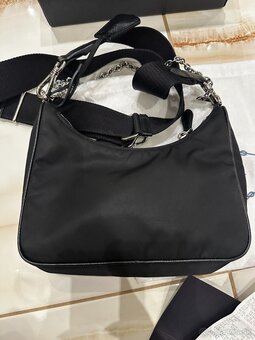 Prada Re-edition Nylon bag  2005 -  100% originál - 5