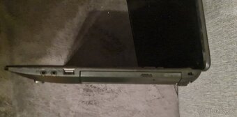 Asus X53U - 5