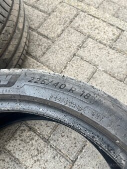 Pneumatiky 225/40/18 - 5