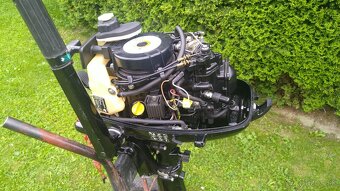 Mercury lodný motor - 5