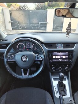 Škoda Octávia Combi 1,6 TDI DSG Style - 5