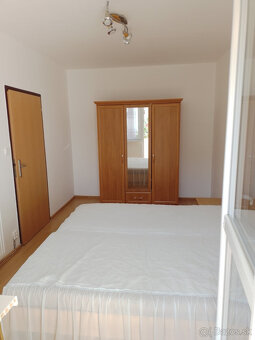 3 izbovy byt na prenajom - 5