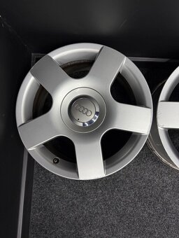 Alu Audi 5x112 16” 7j 8E0601025C - 5