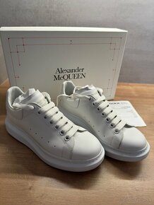 Alexander McQueen Oversized White EU 40 - 5