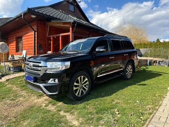 Toyota Land Cruiser 200 Premium - 5