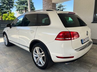 VW Touareg 4.2 TDI V8 250kW EXCLUSIVE Panorama ACC WEBASTO - 5