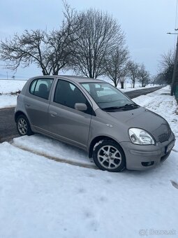 Toyota yaris - 5