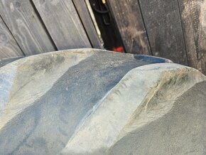 Pneumatiky 16.9 30 - 5