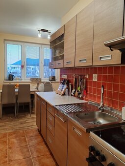 3 - izbový moderný byt s klímou Brezová pod Bradlom - 5