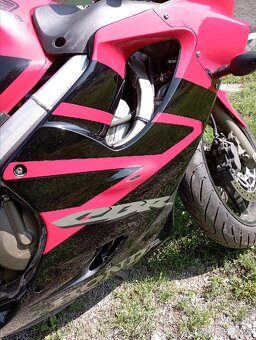 Honda CBR 600 F - len 11900km - 5