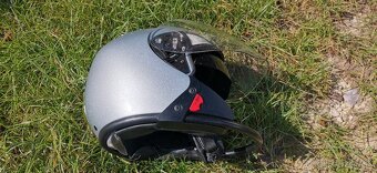 Prilba 2kusy 89eur Schuberth - 5