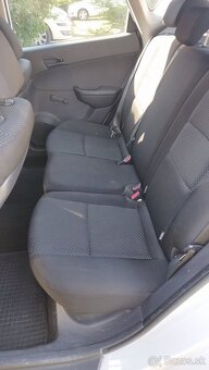 HYUNDAI I30 - 5