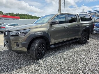 Toyota Hilux DC 2.8 I D-4D Executive 4x4 A/T - 5