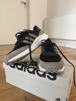Adidas RUN 70s - 5