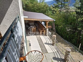 Znížená cena–Na predaj štýlová chata nad obcou Jablonov n/T - 5