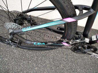 LEA 8.0 rám 17" so zárukou - 5