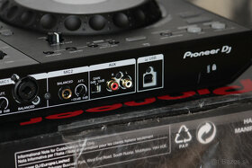 Pioneer DJ DDJ-800 - 5