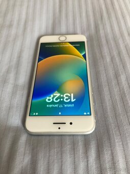 Apple iPhone 8 White 64 gb - 5