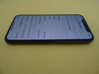 iPhone 11 PRO 256GB GRAY - ZÁRUKA 1 ROK - 100% BATERIA - 5