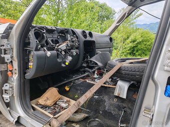 Jeep cherokee KJ 2.8 CRD ND - 5