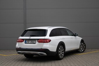 Mercedes-Benz E 220d 4MATIC All Terrain - 5
