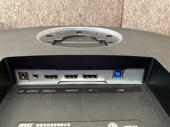 Monitor 31,5" MSI Optix AG321CQR - 5