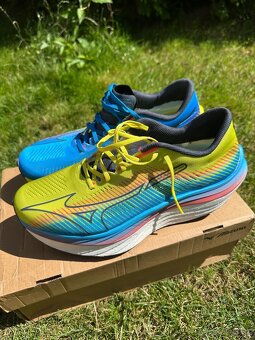 Bezecke tenisky Mizuno Wave Rebellion Pro - 5