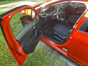 Peugeot 208 - 5