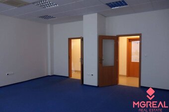 Menšie kancelárie, 25m2, 26m2, 28m2, so zázemím, výborná pol - 5